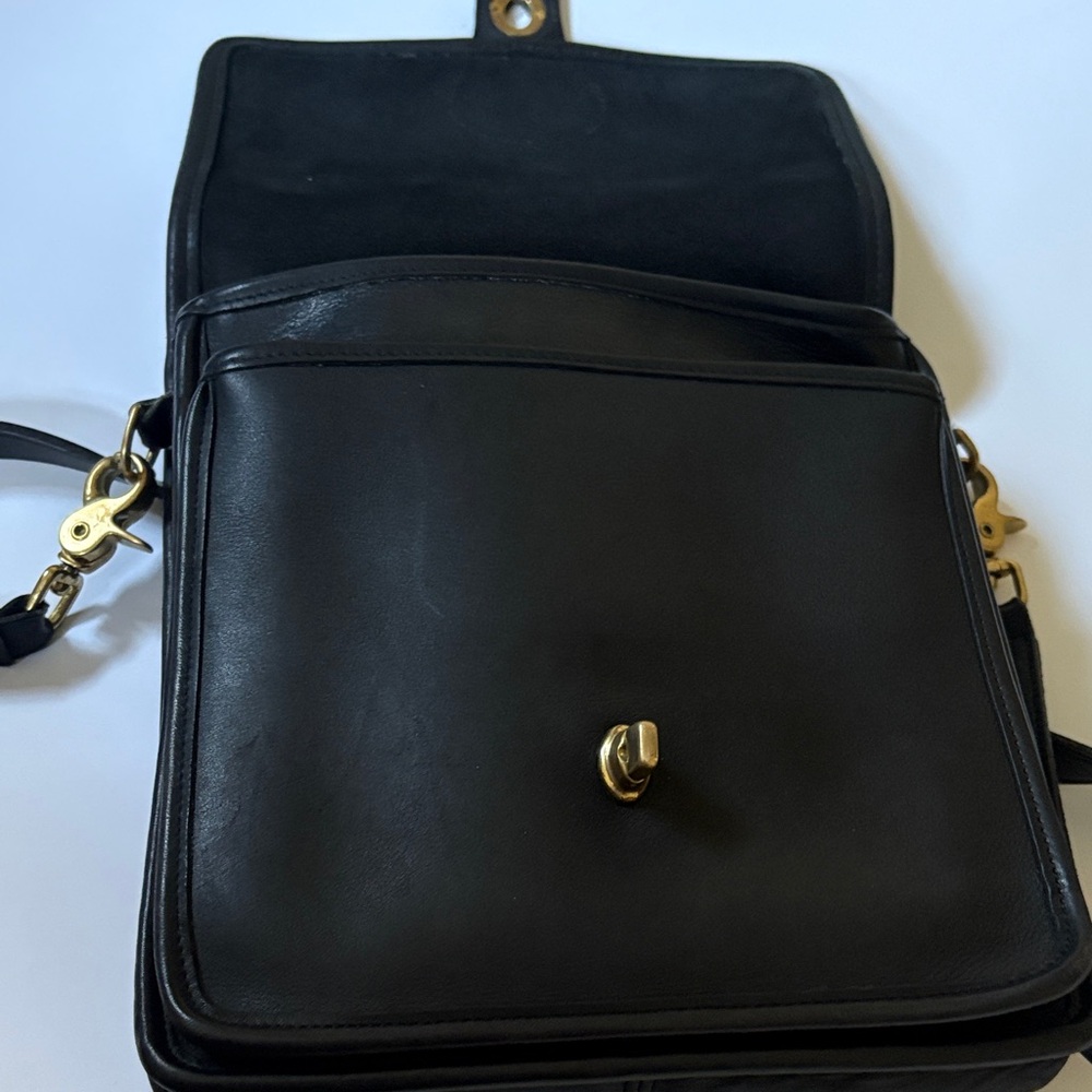 Vintage Coach Station Bag/Crossbody/ Messenger Bag #5130 - Solid Brass Hardware - Picture 10 of 13